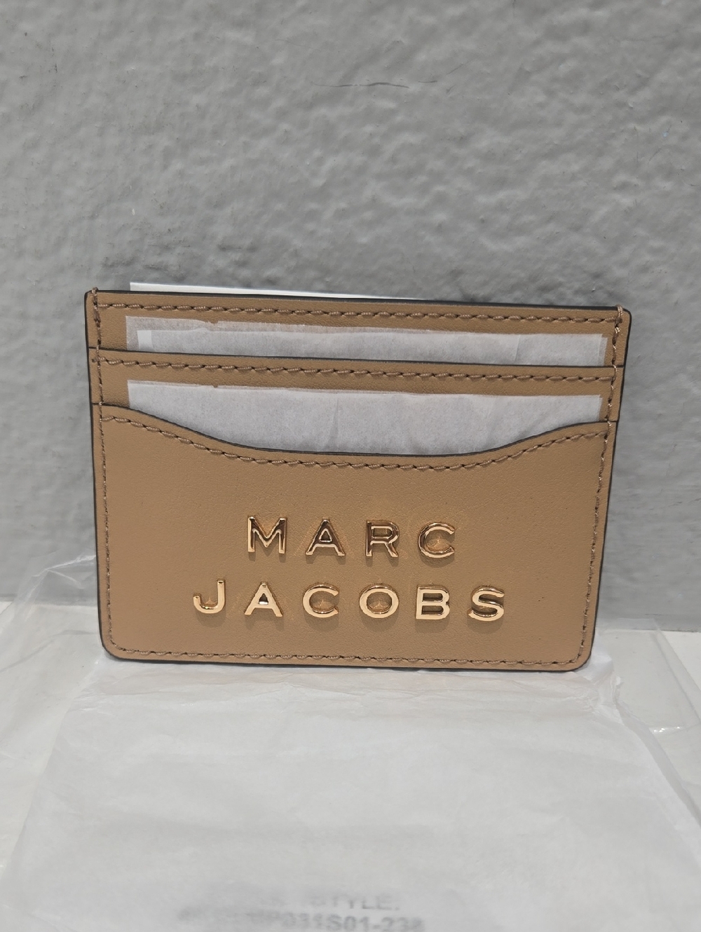 Marc Jacobs Beige Leather Card Holder with Gold Logo
